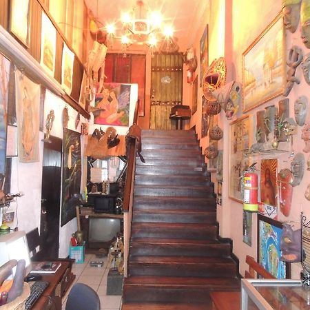 Hostal Del Este Santa Fe San José Zewnętrze zdjęcie