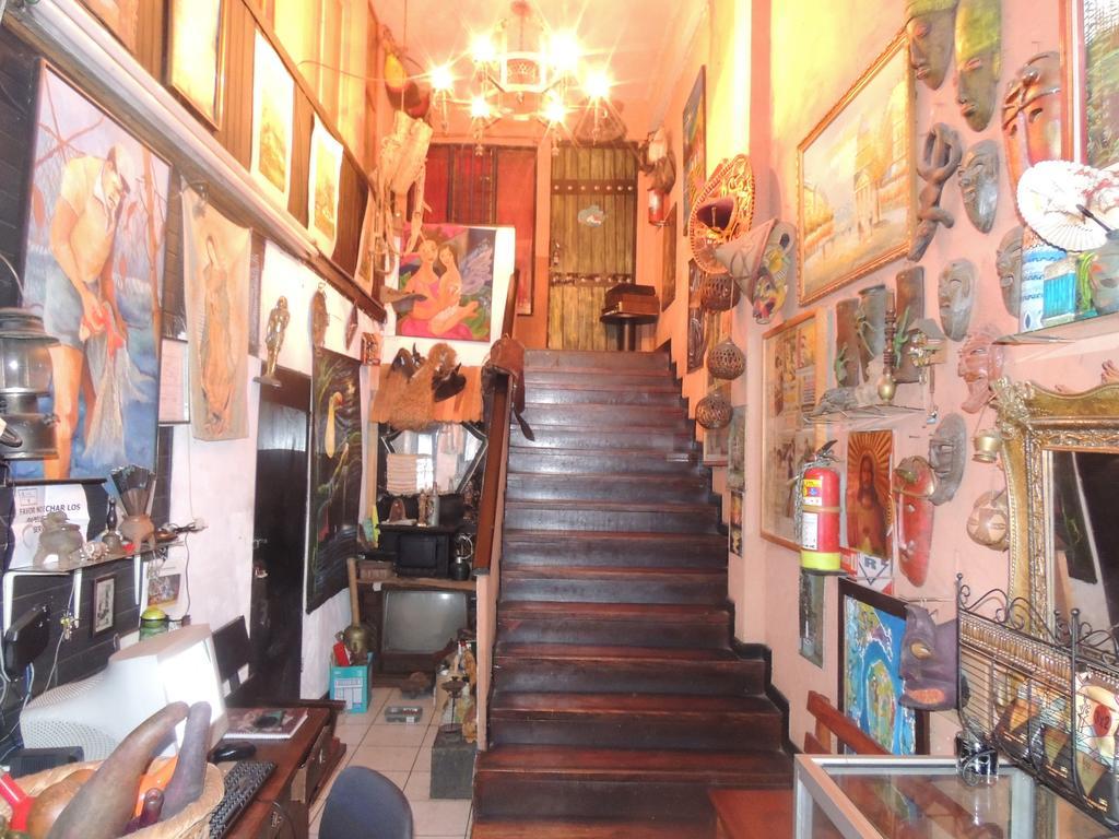 Hostal Del Este Santa Fe San José Zewnętrze zdjęcie