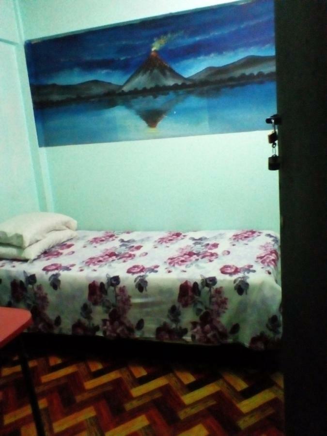 Hostal Del Este Santa Fe San José Zewnętrze zdjęcie